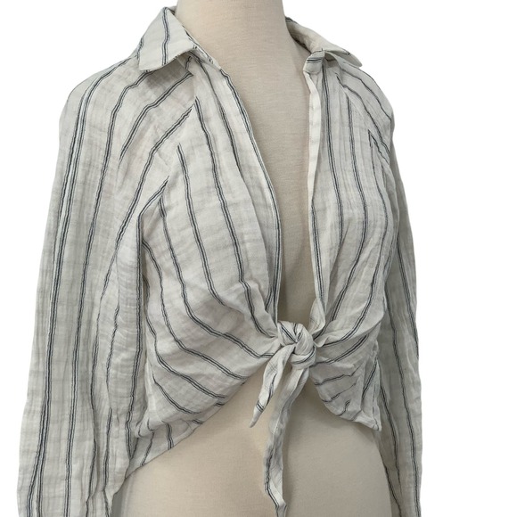 NWT Forever 21 Long Sleeve Crinkled Tie Front Top White/Navy Striped S - Picture 7 of 8